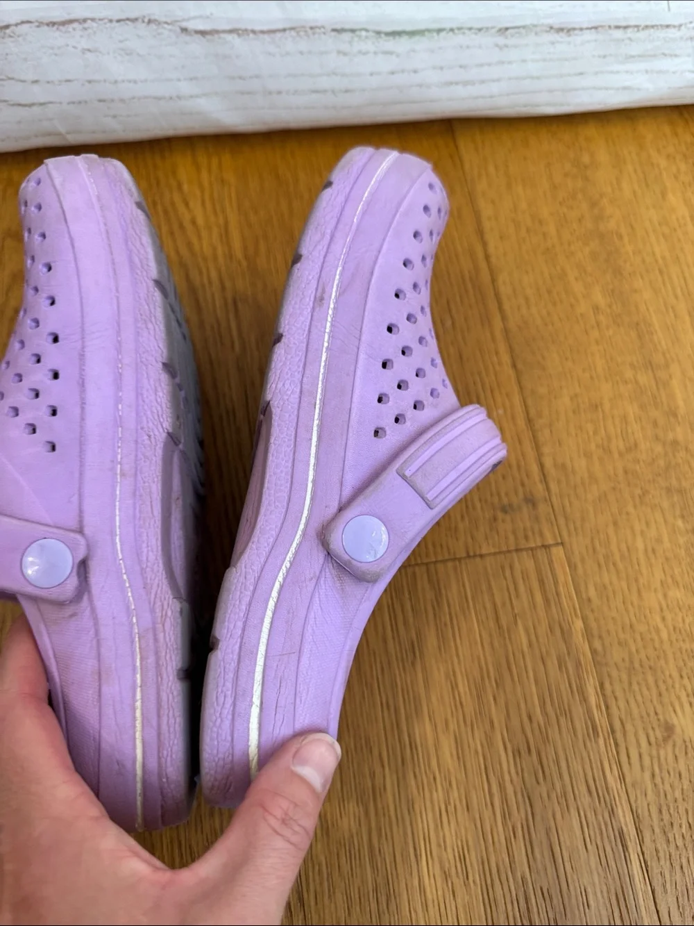 Kids Lavender Slip-On Clog - Comfortable Water-Friendly Shoe size 35 / 3.5